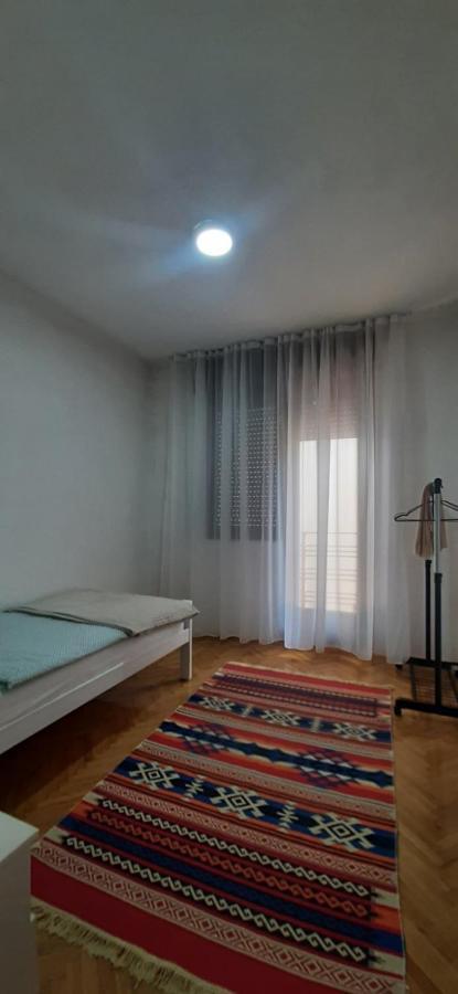 Ika-M Apartment Bihac Bagian luar foto