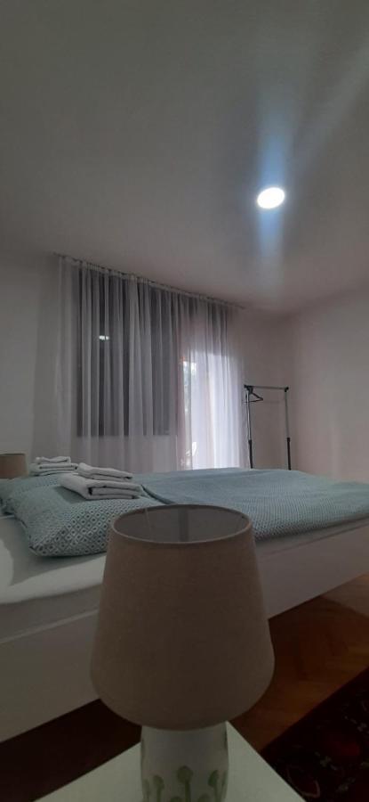 Ika-M Apartment Bihac Bagian luar foto